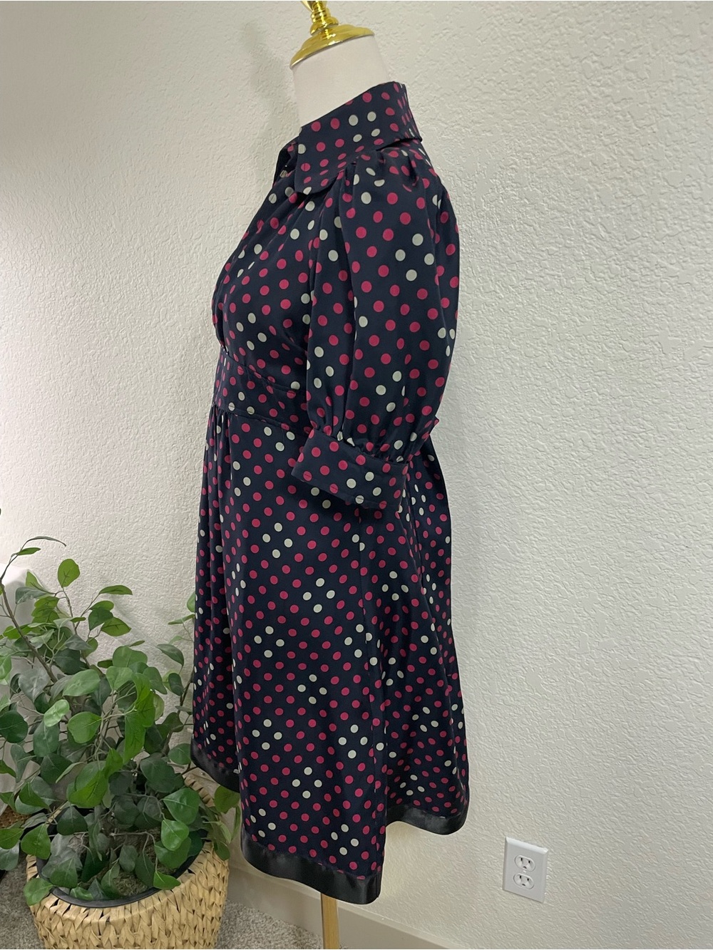Betsey Johnson 100% Silk Polka Dot Dress Size 4 - Picture 3 of 9